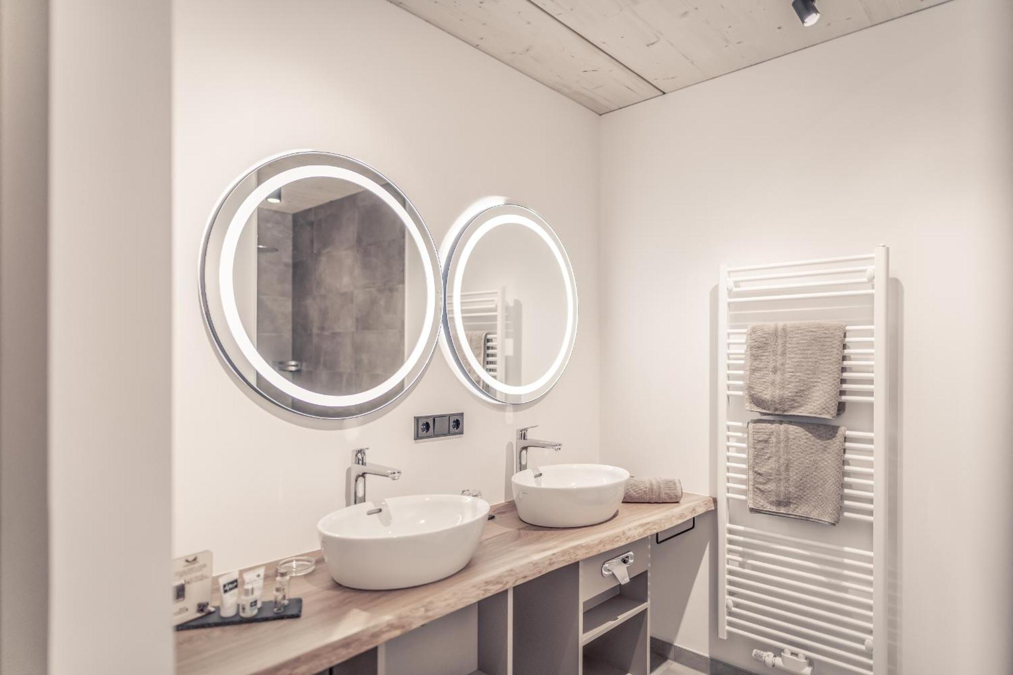 Boutique Hotel Lechzeit Elmen Bagian luar foto