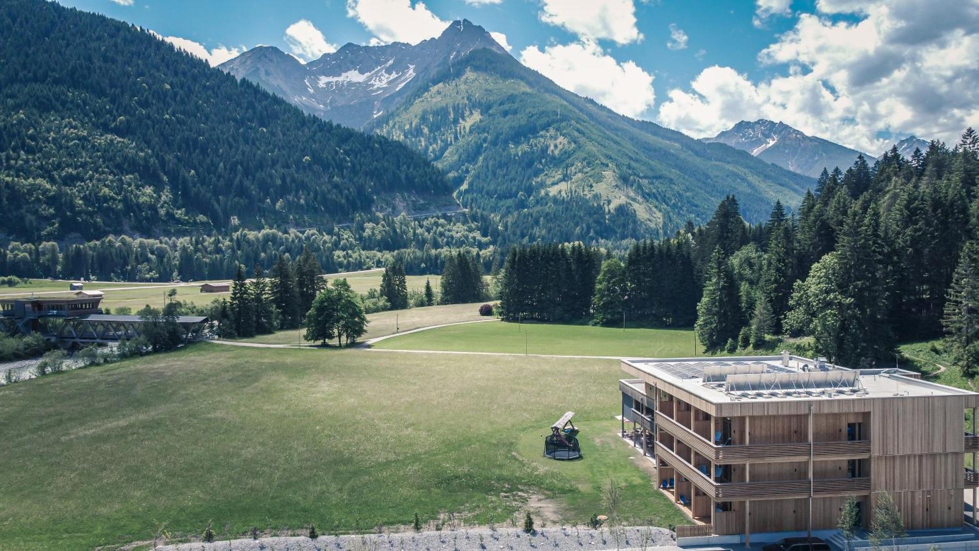 Boutique Hotel Lechzeit Elmen Bagian luar foto